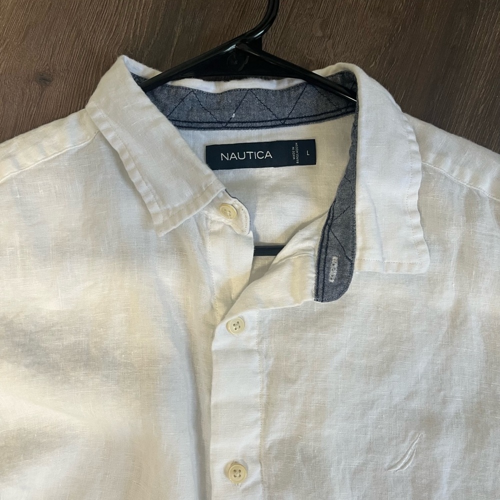 Men’s Nautica Linen Botton Down